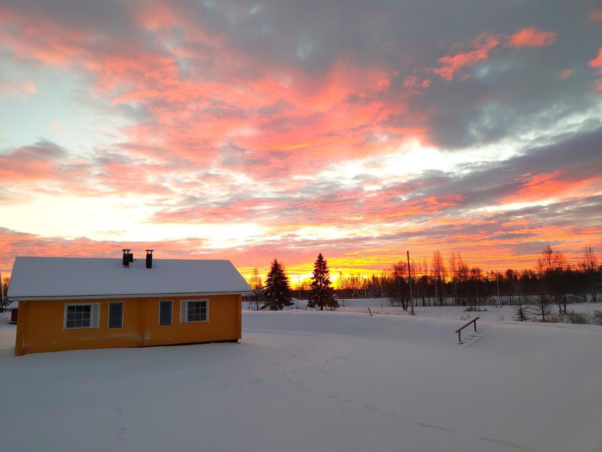 Ullan Kyla Hotel Kittilä Esterno foto